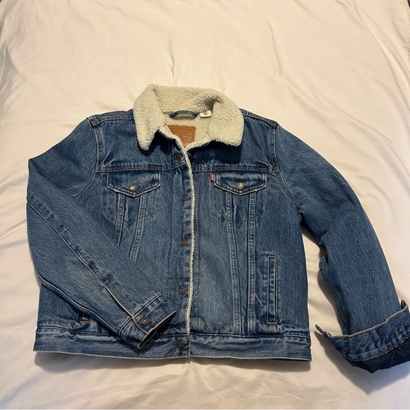 Levi's Blue Sherpa Lined Jean Jacket for Women - Picture 5 of 16